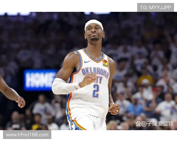 亚历山大自信发声无惧防守轻松撤步投篮展现个人风采