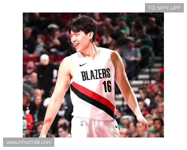 斯普利特谨慎对待杨瀚森发展留罗威助力球队季后赛全力冲刺