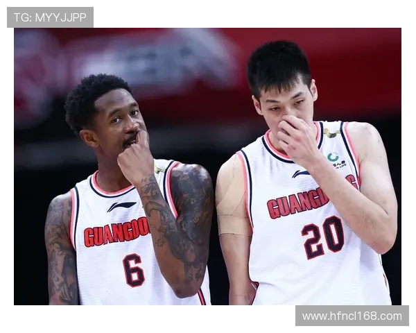 2021CBA常规赛收官战：广东宏远主场击败新疆队锁定第一